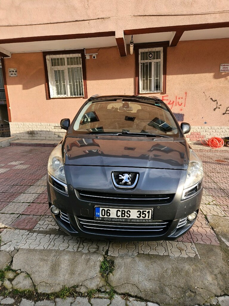5008 2011 model euro 5 motor - 2