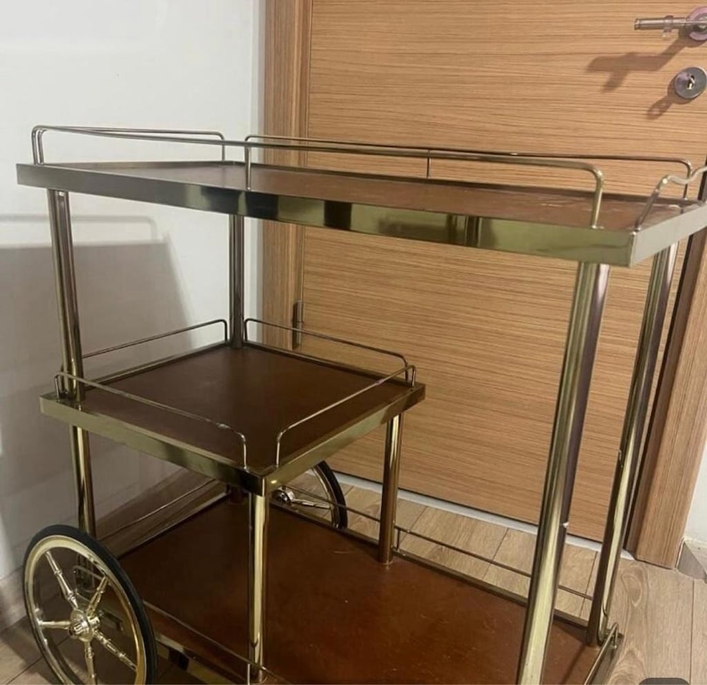 3 katlı servis arabası