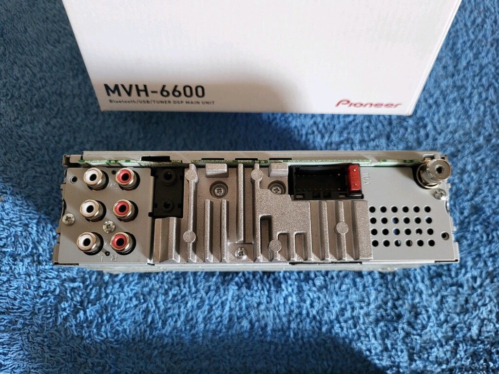 PİONEER CARROZZERİA mvh-6600 - 4