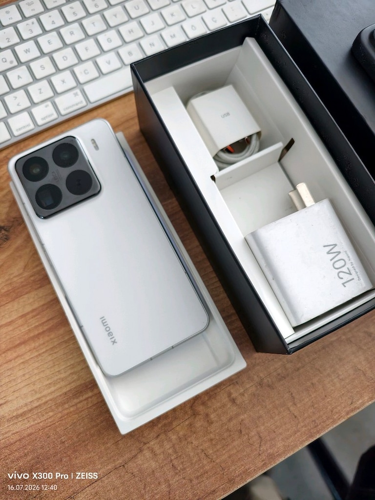 XiaoMi Mi 15 Pro Server Kayıtlı 32/512 GB Global 120X 120 FPS 120w - 6