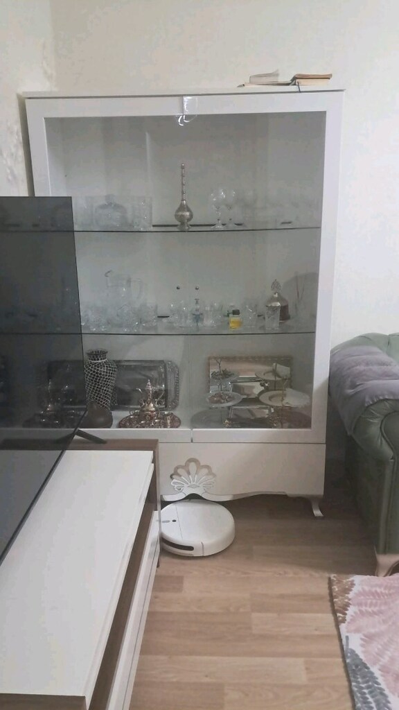 vitrin LED'li ışıklı tertemiz sorunsuz dolap - 8