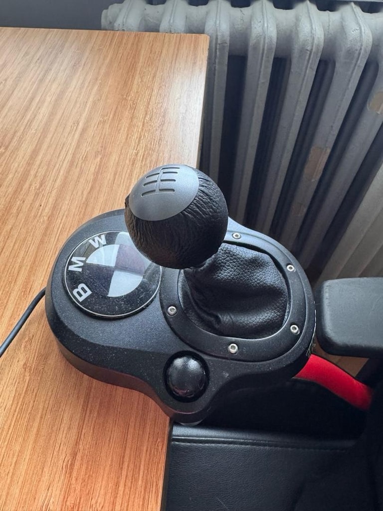 Temiz Az Kullanılmış Logitech G29 - 2