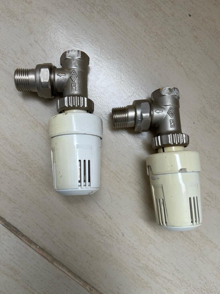 ECA termostatlı kalorifer peteği vanası - 2