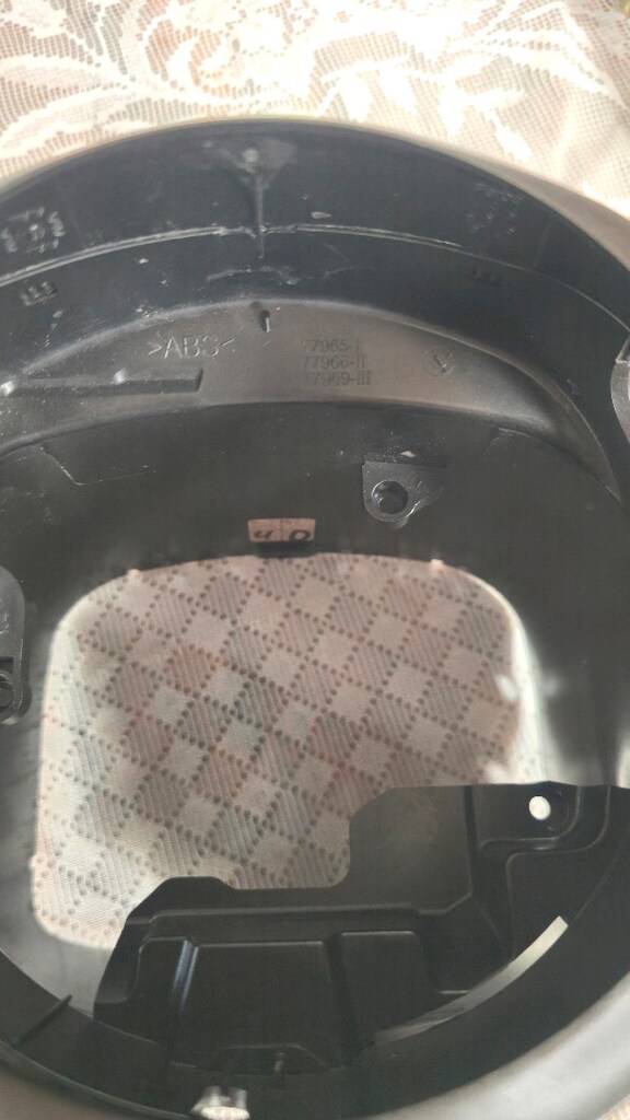 mercedes e 250 direksiyon arkası plastiği - 2