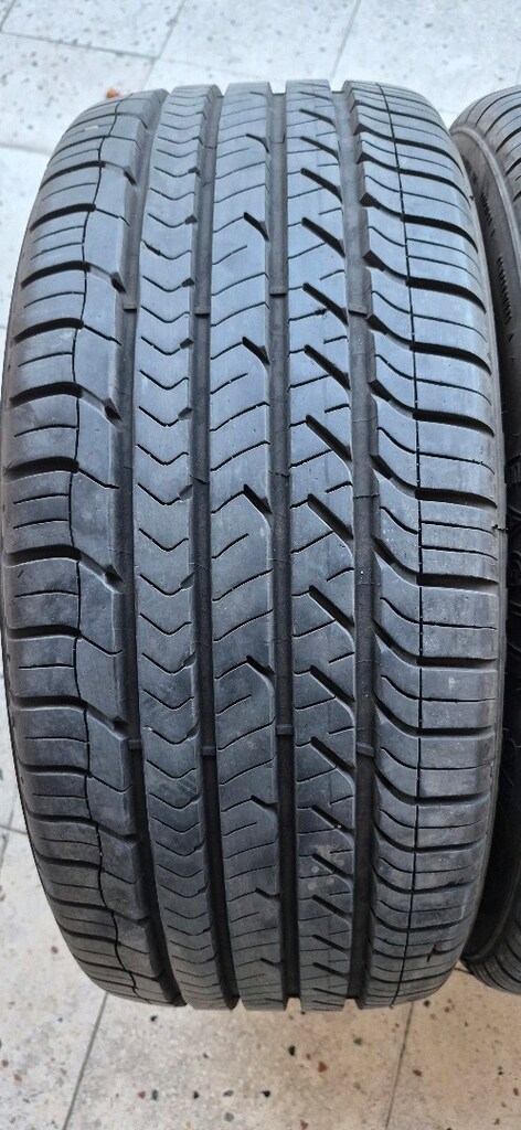 235 45 17 Goodyear 2021 - 4