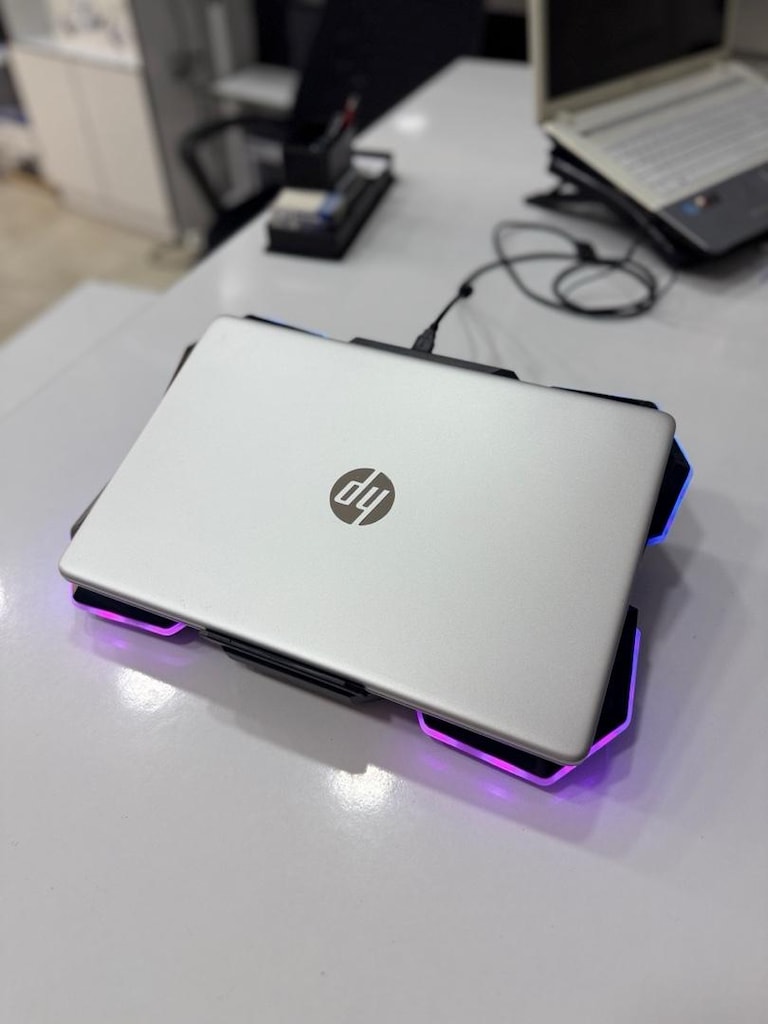 TERTEMİZ DOKUNMATİK EKRAN HP LAPTOP - 11