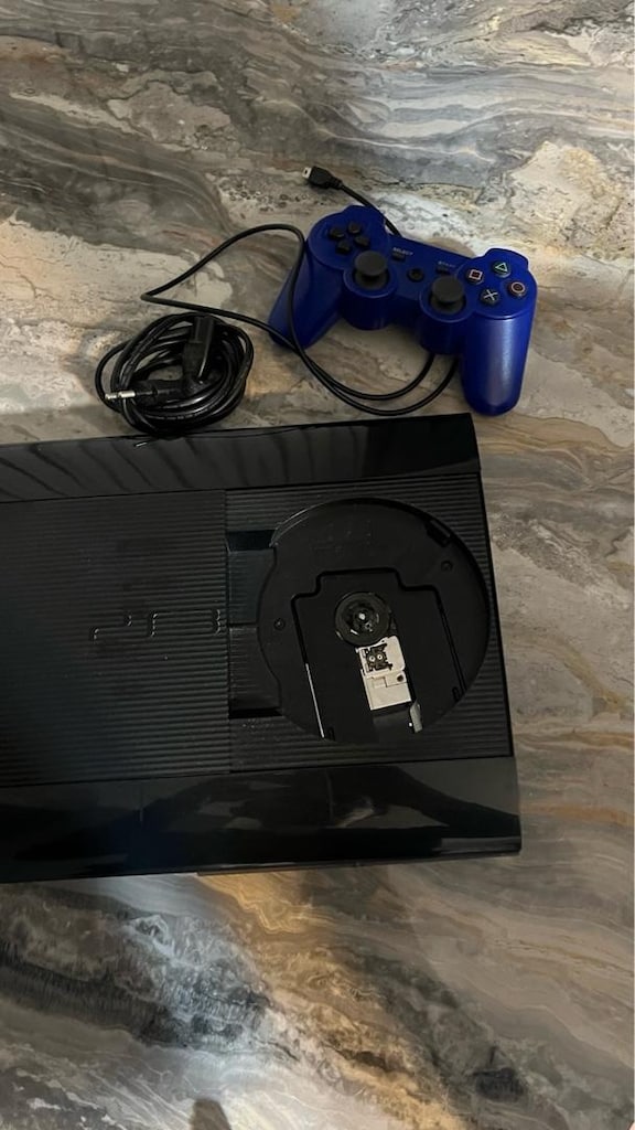 playstation 3 süper slim - 2