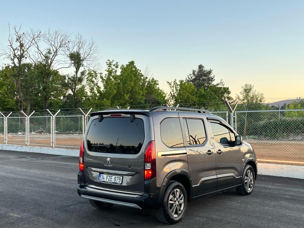 2022 MODEL RİFTER ALLURE 99 KM MANUEL HATASIZ - 6