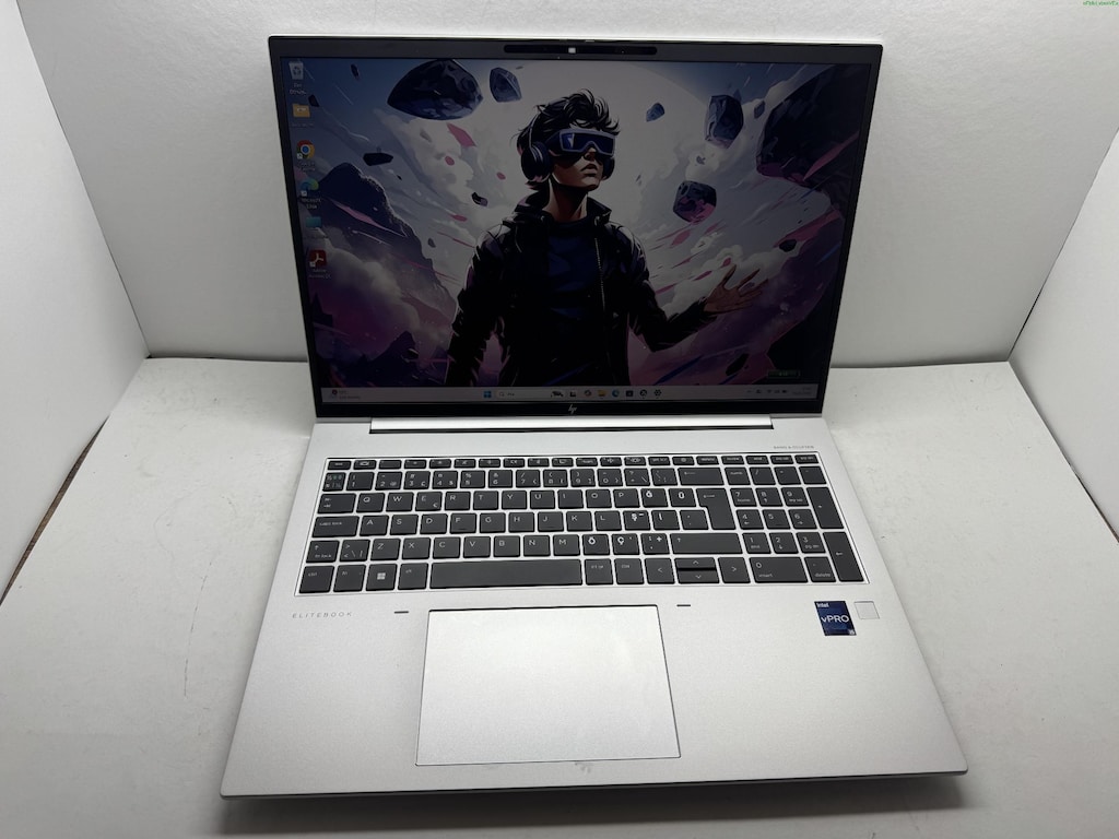 HP ELİTBOOK İ5 13. NESİL 16 GB RAM 256 NVME - 2