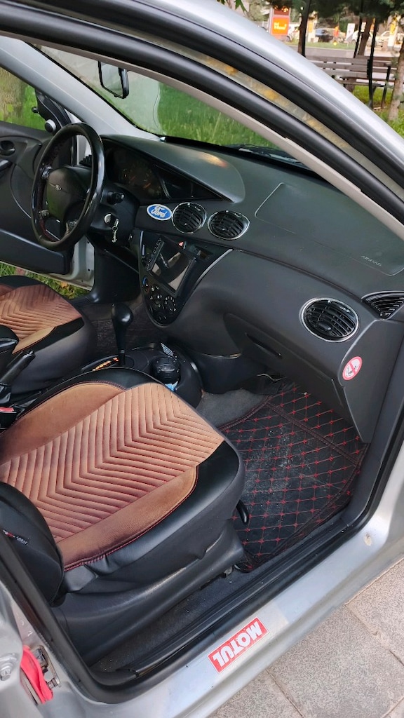 Ford focus - 10
