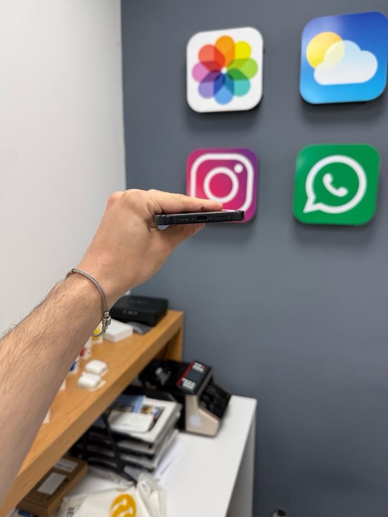İphone 16 128 Gb Siyah Renk - 5