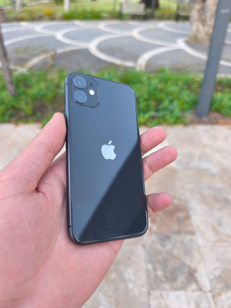 İPHONE 11 64 GB TR - 3