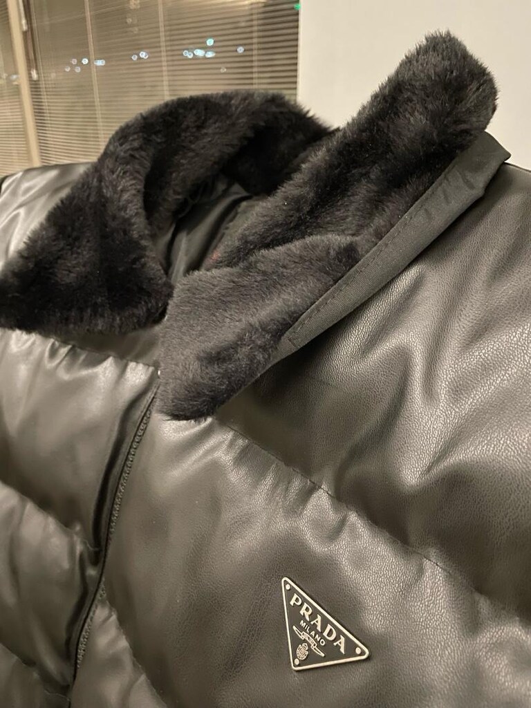 Prada Suni Deri Mont, L Beden, Kürk Yaka Detaylı - 3
