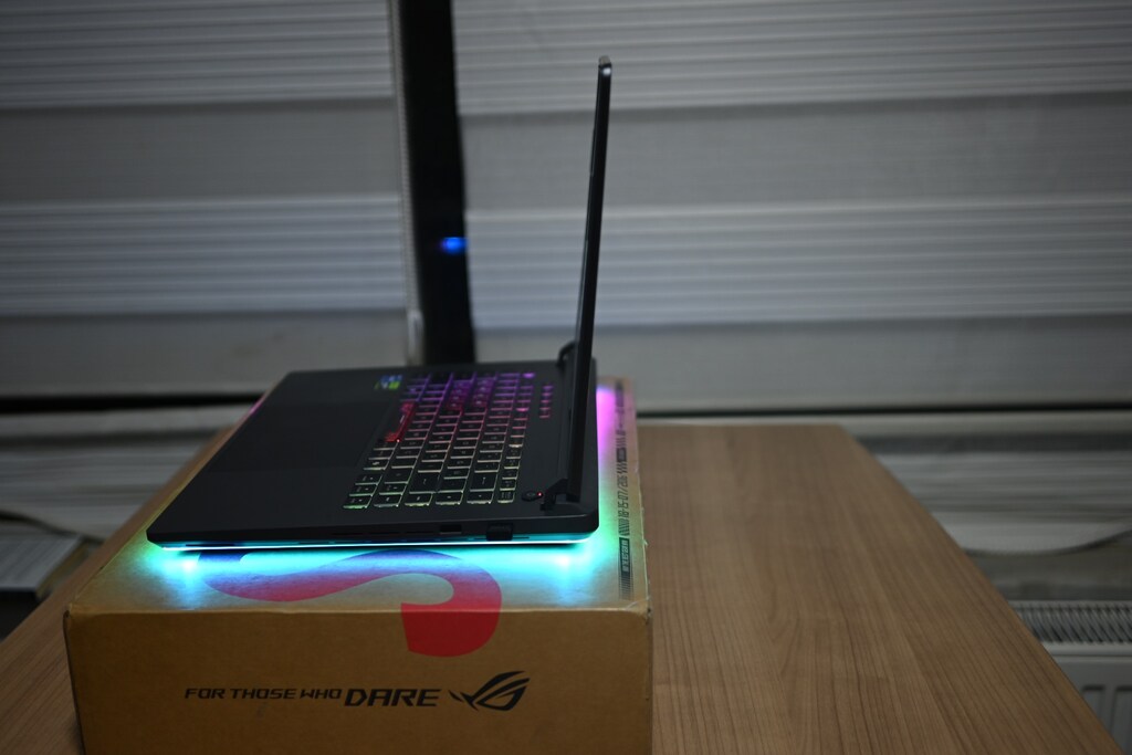 ASUS ROG Strix G16 G615JMR | i7-14650HX | RTX 5060 8GB |16GB RAM - 6