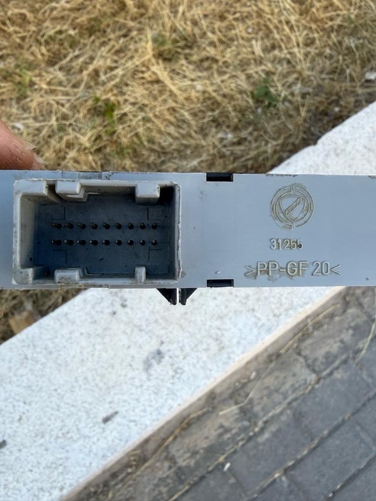 Linea 4 Lü Düğme Grubu Orjinal Lancia - 5