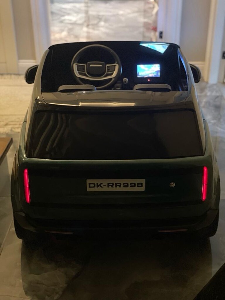 Lisanslı Mega Boy Range Rover Vogue Akülü Araba - 8