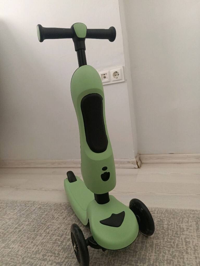 Bebek scooter yepyeni çok çok az kullanılmış - 4
