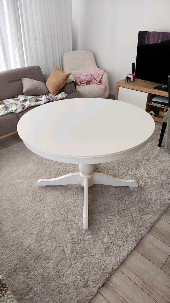 Ikea masa ve hediye 4 sandalye - 2