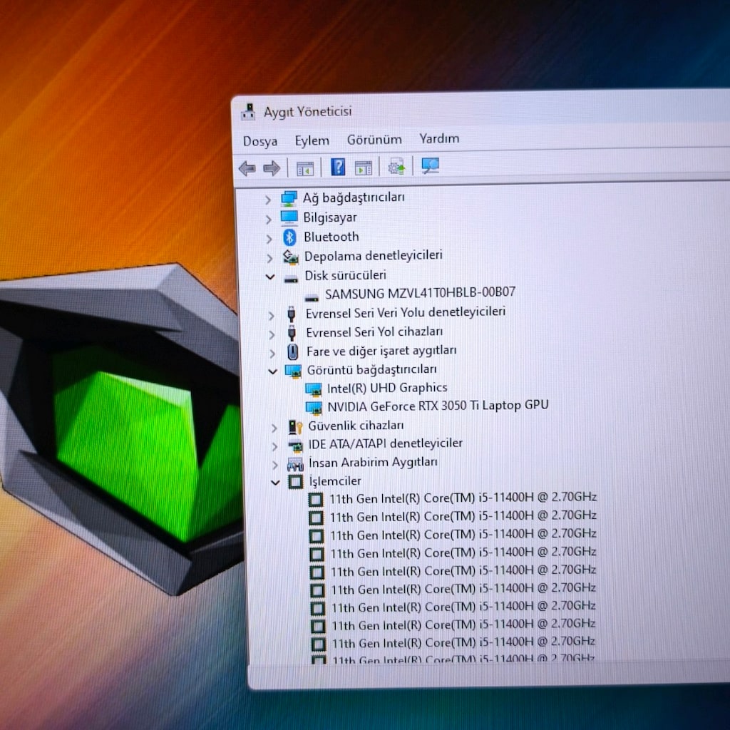 MONSTER / 64 RAM / 1 TB SSD / RTX 3050Tİ / 144 HZ / 17.3" BÜYÜK EKRAN - 8