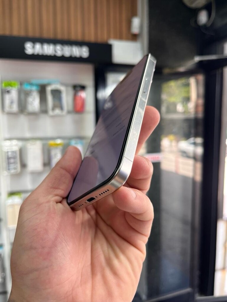İphone 15 Pro YD çok temiz - 2