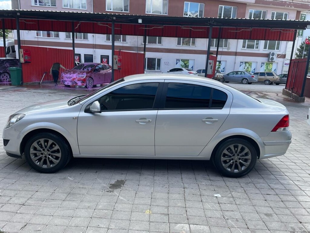 2011 Opel Astra ENJOY 111.Yıl Sedan (103 Bin Km) - 8