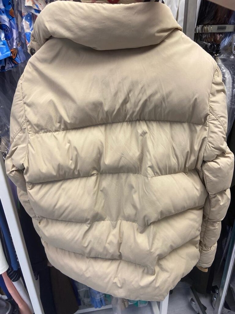 Orijinal Burberry Şişme Mont (Kusurları Mevcut / Fiyat Çok Uygun ) - 2