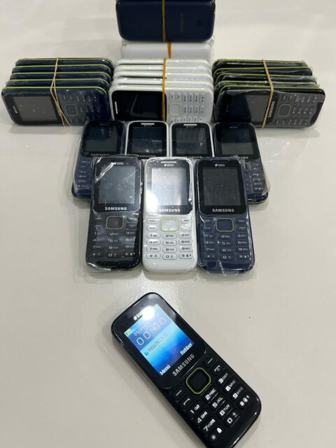 Askere, Yaşlıya, Öğrenciye Uygun Samsung B310 – Şarjı Uzun Gidiyo