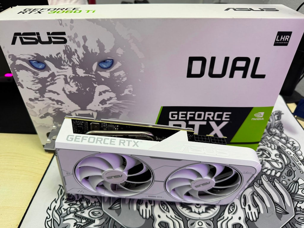 ASUS DUAL GeForce RTX 3060 Ti WHITE OC 8GB GDDR6X 256Bit Nvidia - 2