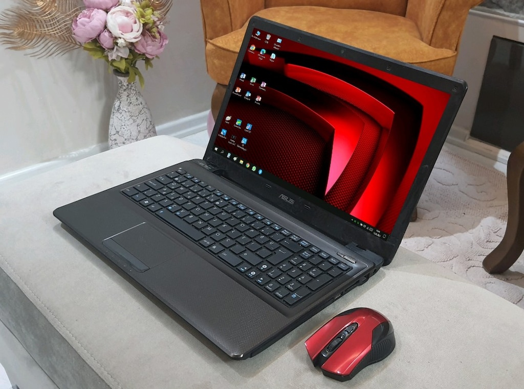 Sayfama Bakın... Güçlü Asus i5 2.67 ghz işlemci - SSD disk - 2