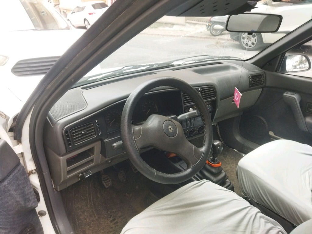 Renault 19 1.4 RNA 2000 model 158 bin km. - 4