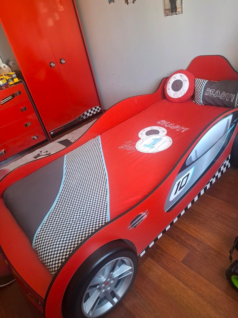 Çilek Mobilya Race Cup Çocuk Odası takımı