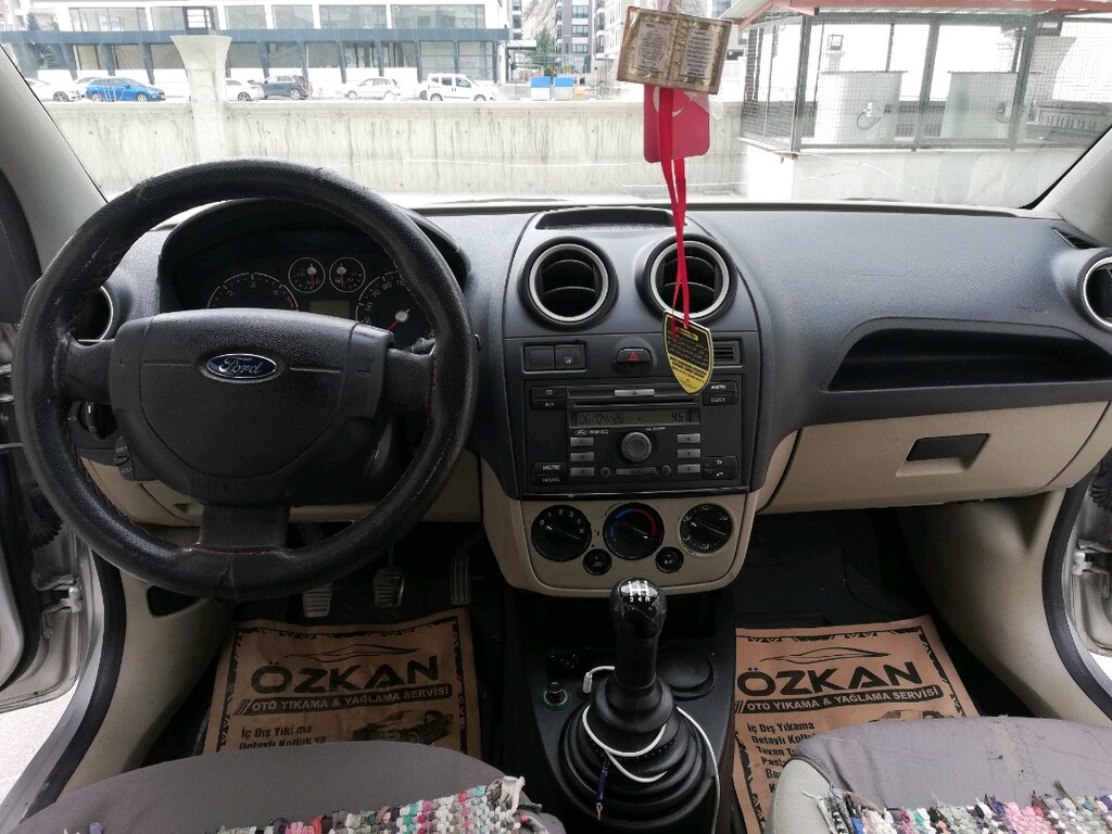 Sahibinden Satılık Temiz Değişensiz Ford Fiesta 1.4 TDCİ Comfort - 8