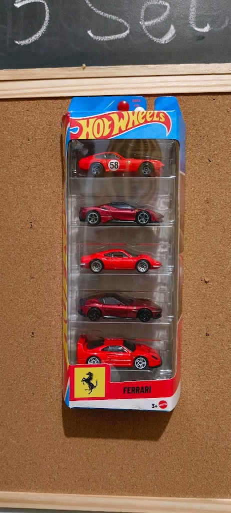 Hot Wheels Ferrari 5'li Set (AÇIKLAMAYI OKU) - 3