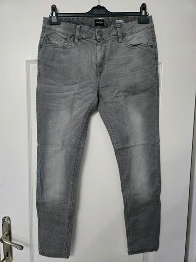 River Island