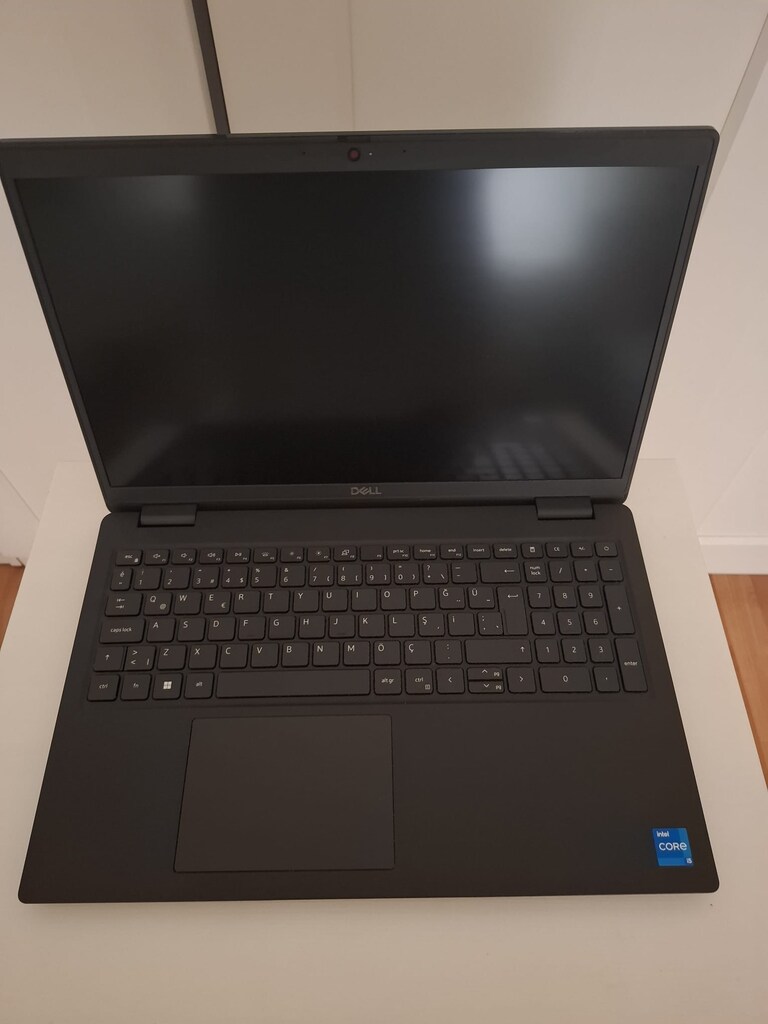 Dell latitude 3520 intel core i5 16 gb - 2