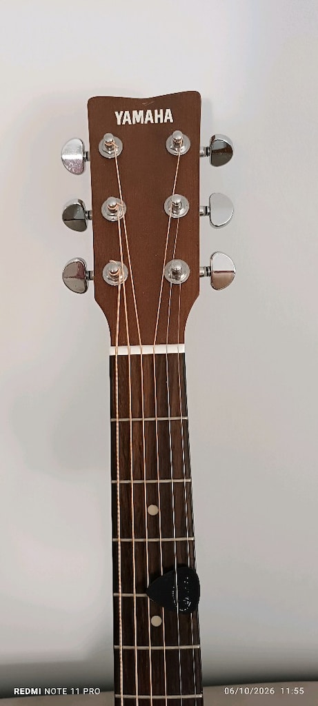 Yamaha F370DW - 4