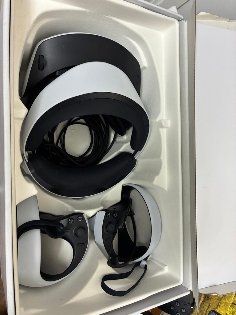 Sony Playstation VR 2 Sanal Gerçeklik Gözlüğü - 3