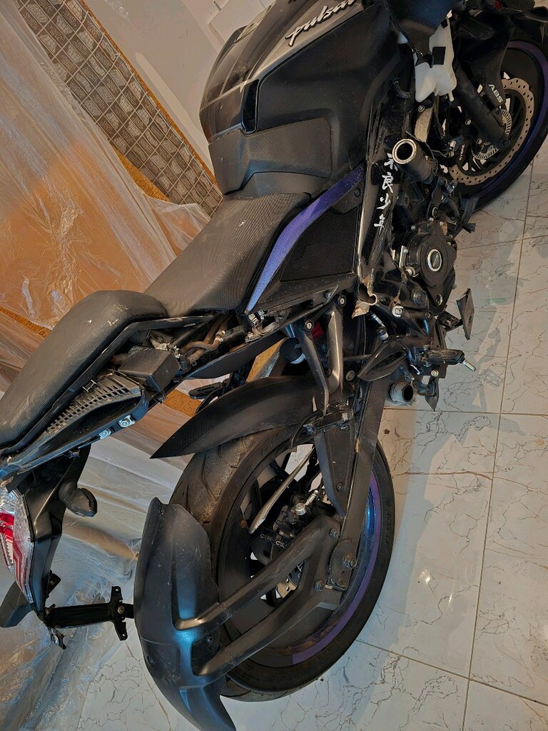 bajaj pulsar 2024 model hasarlı - 4