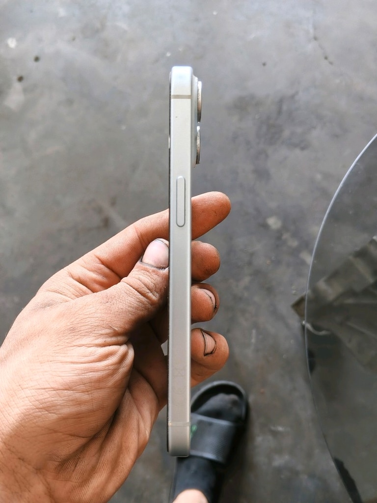 Iphone 15 - 2