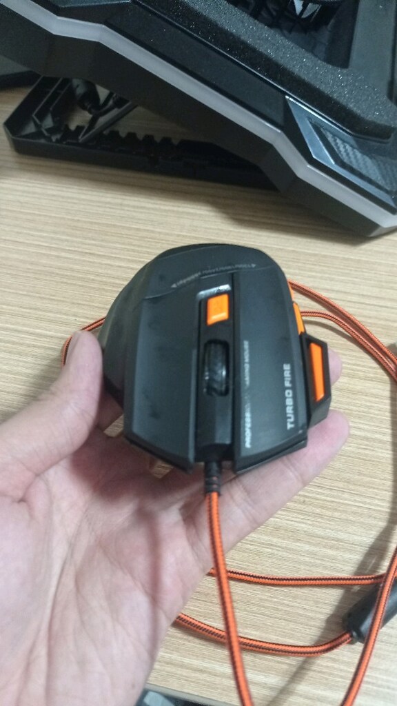 Polosmart Gaming Mouse - 2