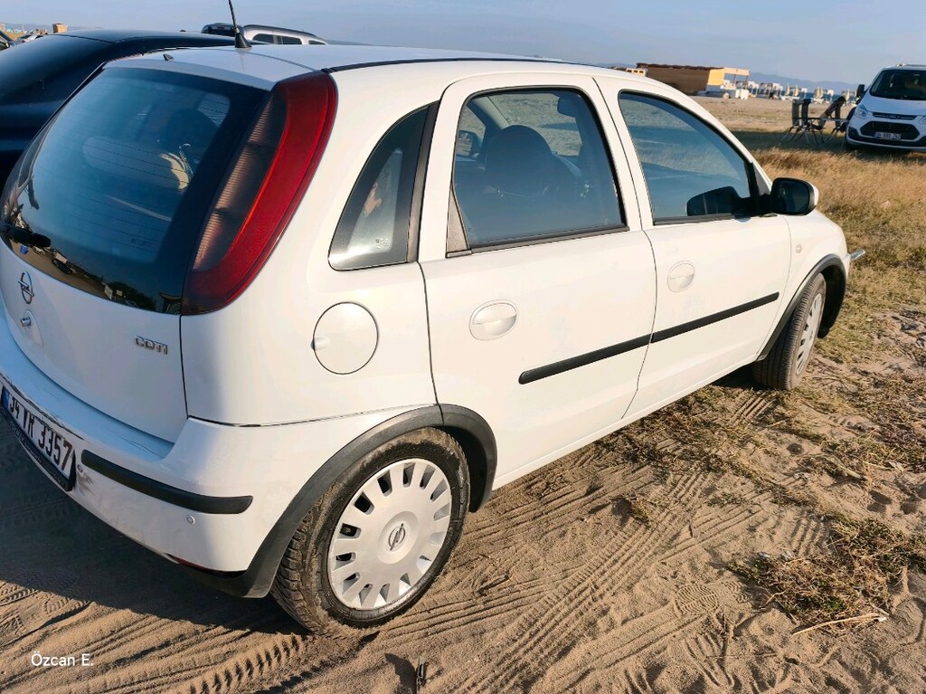 Opel Corsa 1.3 CDTI Otomatik 2004 Model - 2