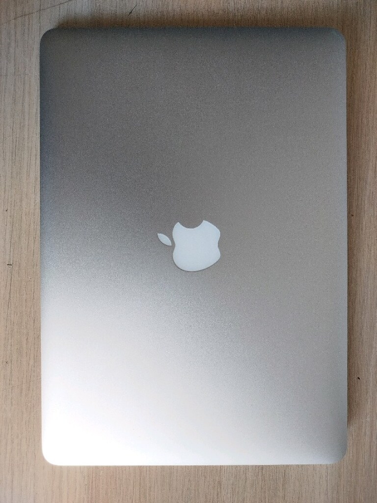 Apple MacBook Air 2015 - 14