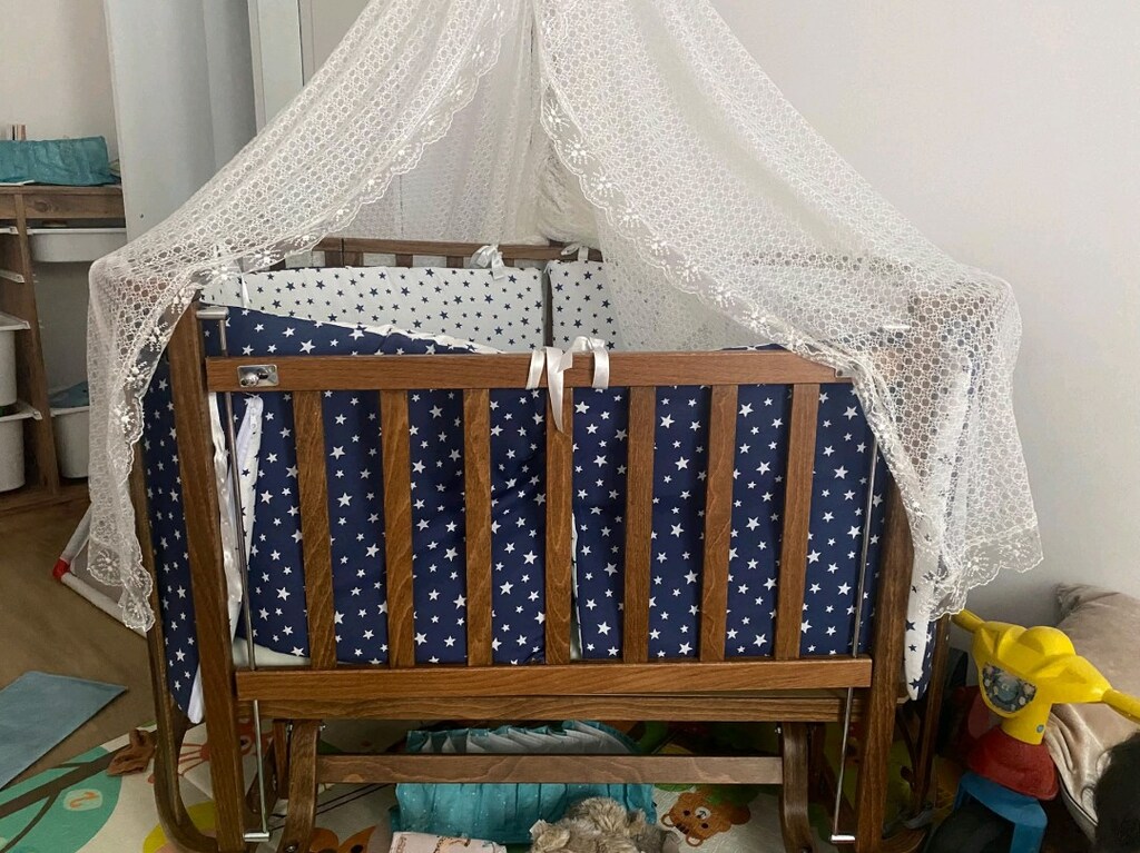 Kayın Ağacı Sallanabilir Bebek Beşiği - 2