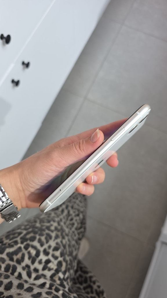 İPHONE 11 64 GB PİL 97 GARANTİLİ CİHAZ - 3