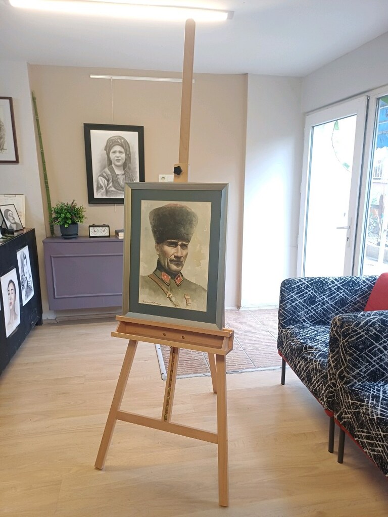 3 ayak fonksiyonel mekanizmalı şövale - 5