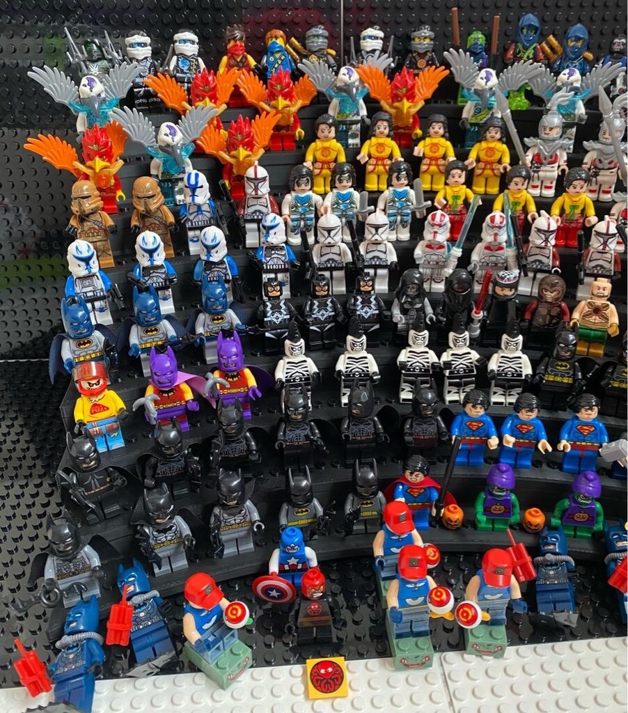 Lego Karışık Minifigürler - 4