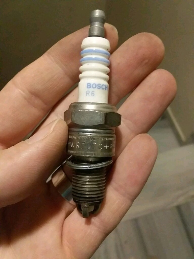POLO CLASSİC 3 TIRNAK ATEŞLEME BUJİSİ - 3