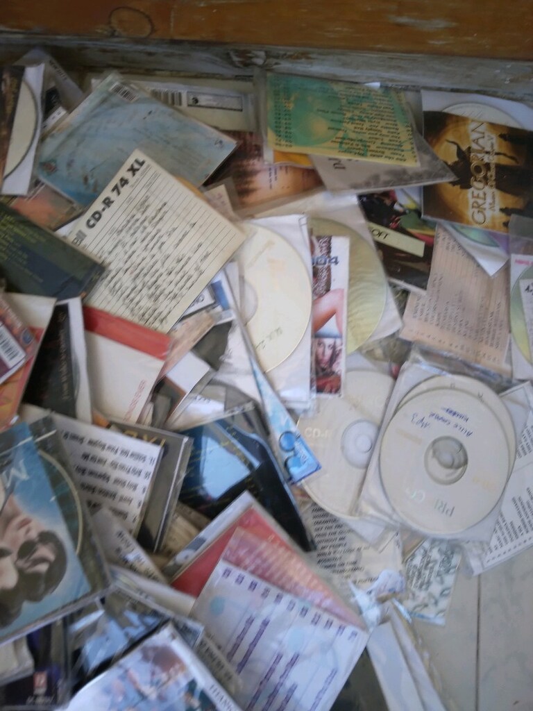 Yerli ve yabancı müzik CD leri 552 adet - 5