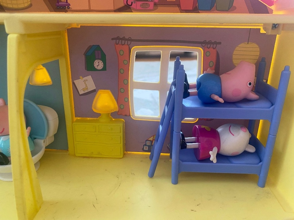 Peppa Pig Evi - 10