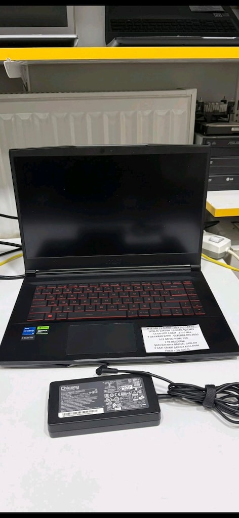 MSİ LAPTOP İ5 12.NESİL İŞLEMCİ 16 RAM RTX 2050 - 2